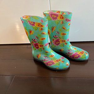 Green floral Sloggers - Like New. Never Worn. Size 6